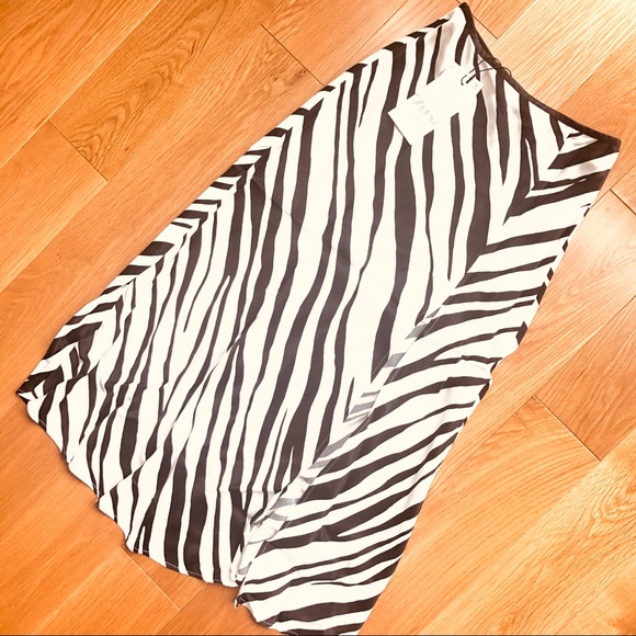 NWT Zara Black & White Zebra Print Satin Skirt - Picture 11 of 11